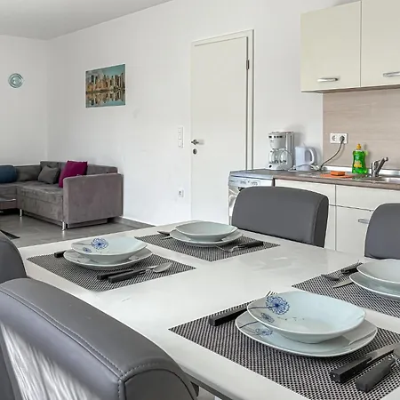 2 Bedroom Pet Friendly In Appartamento