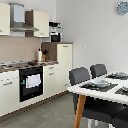 2 Bedroom Pet Friendly In