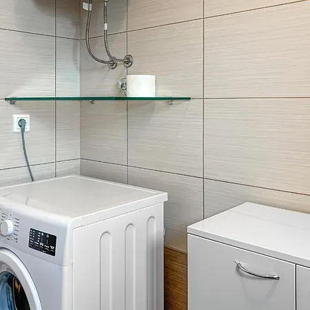 Appartamento 2 Bedroom Pet Friendly In *